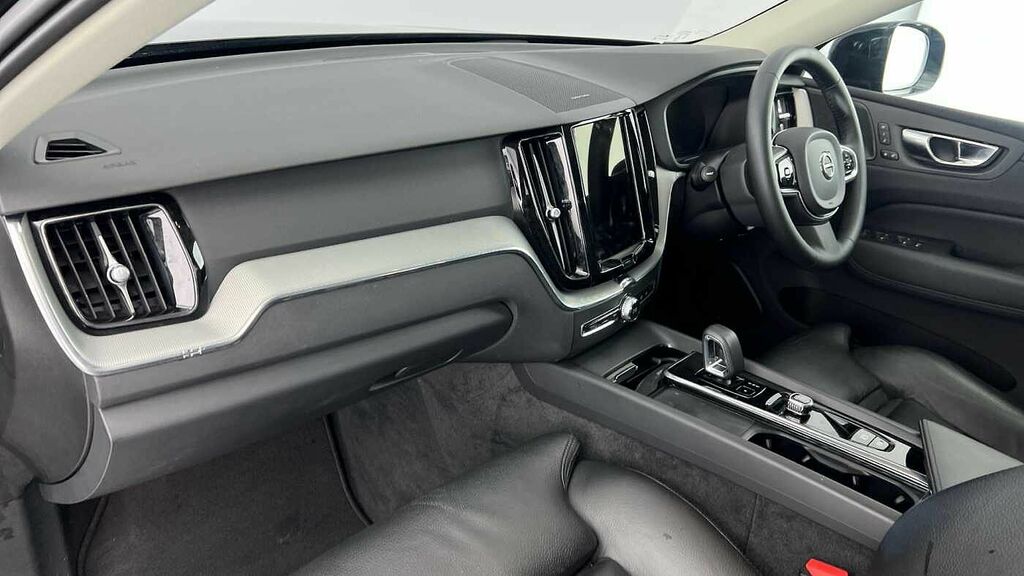 Volvo XC60 Plus, B4 Mild Hybrid, Dark YX23KFG Black #6