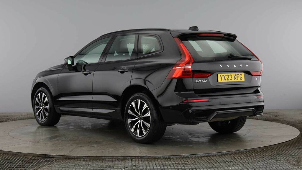Volvo XC60 Plus, B4 Mild Hybrid, Dark YX23KFG Black #3