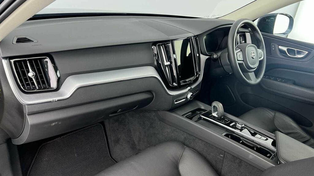 Volvo XC60 B5 P Momentum RV22ZWA Blue #6