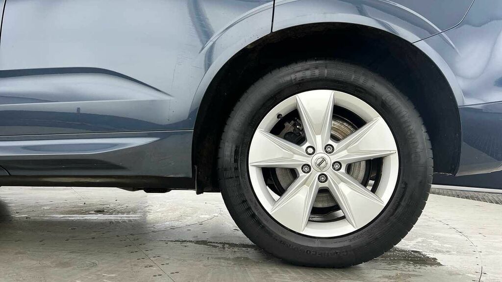 Volvo XC60 B5 P Momentum RV22ZWA Blue #4