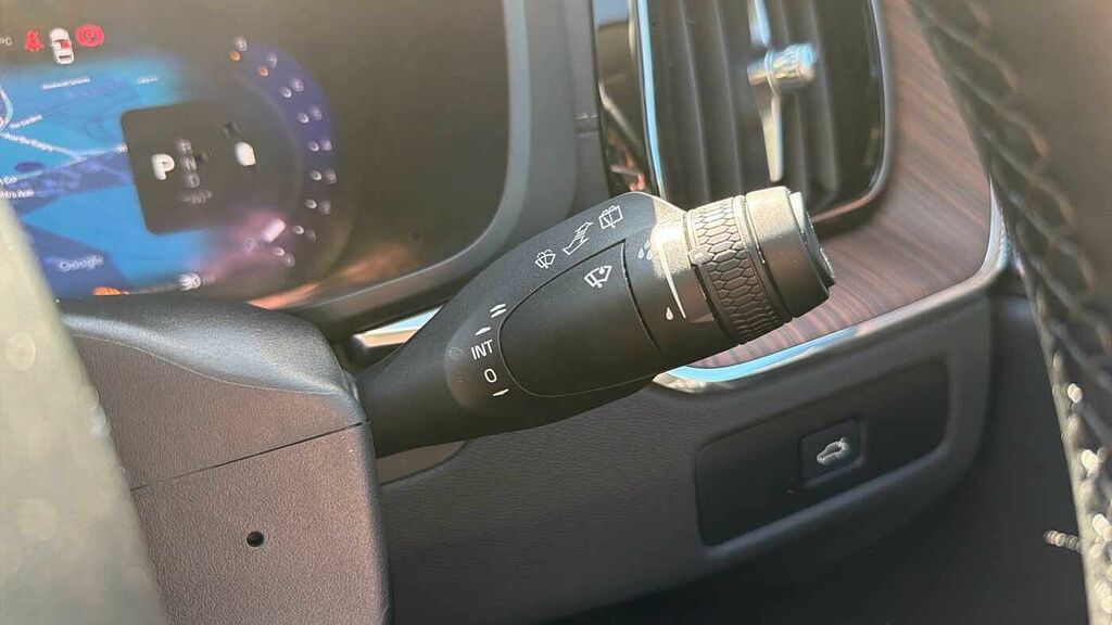 Volvo XC60 Suv  #22
