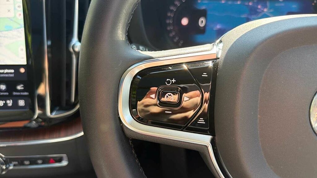 Volvo XC60 Suv  #20