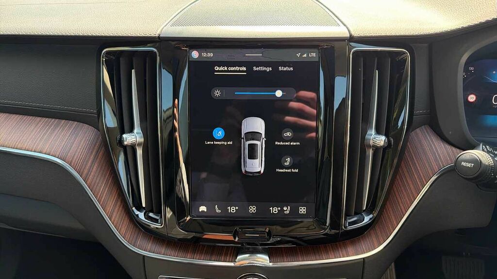 Volvo XC60 Suv  #16