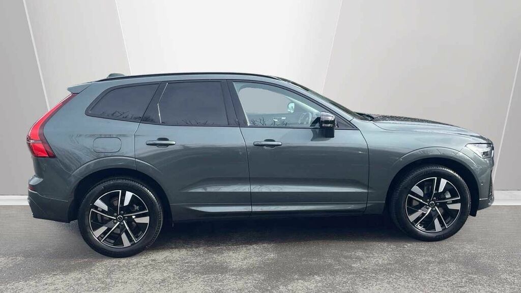 Volvo XC60 B5 P Awd Plus Dark WF75BYL #3