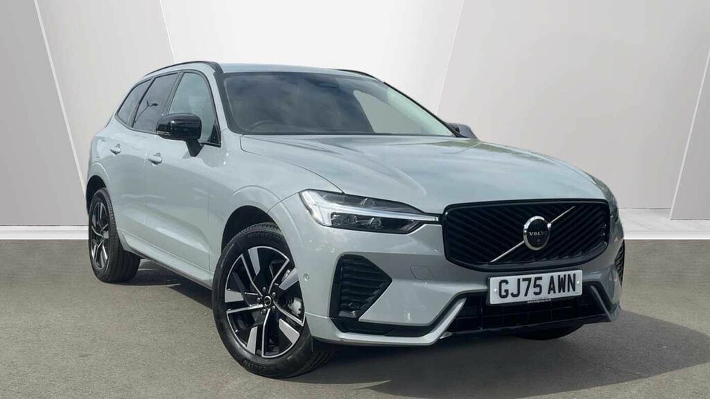 Volvo XC60 B5 P Awd Plus Dark Grey