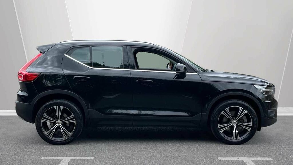 Volvo XC40 1.5 T5 Recharge Phev Inscription Pro Black #3