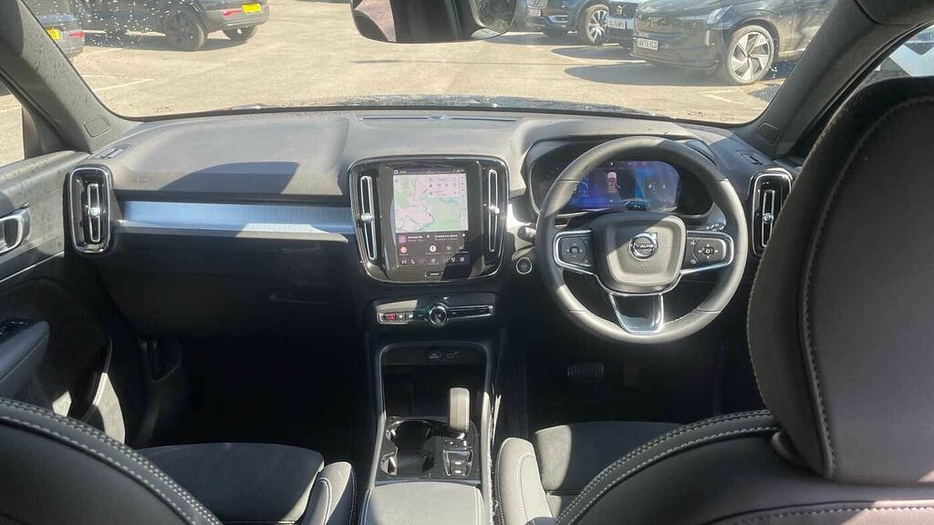 Volvo XC40 2.0 B3p Plus Black Edition Black #5