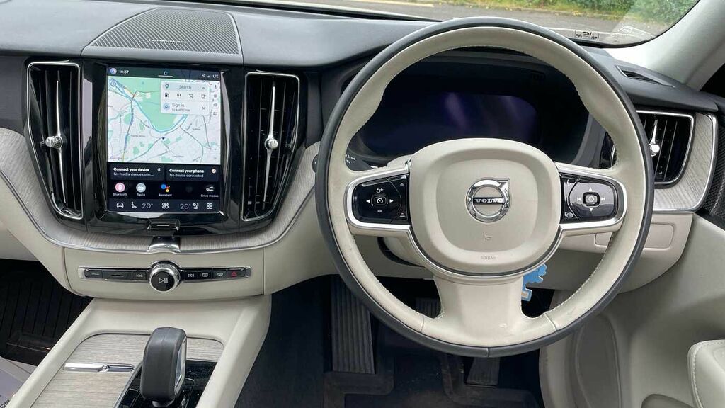 Volvo XC60 2.0 B5p Plus Dark Awd Geartronic Blue #5