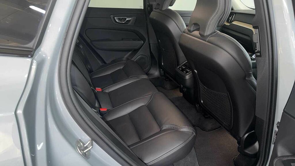 Volvo XC60 Plus Pro, B5 Awd Mild Hybrid, Dark WF75CNX Grey #6