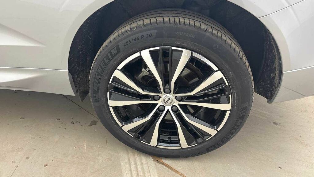 Volvo XC60 Ultra, B5 Awd Mild Hybrid, Dark RV25UJO Silver #4