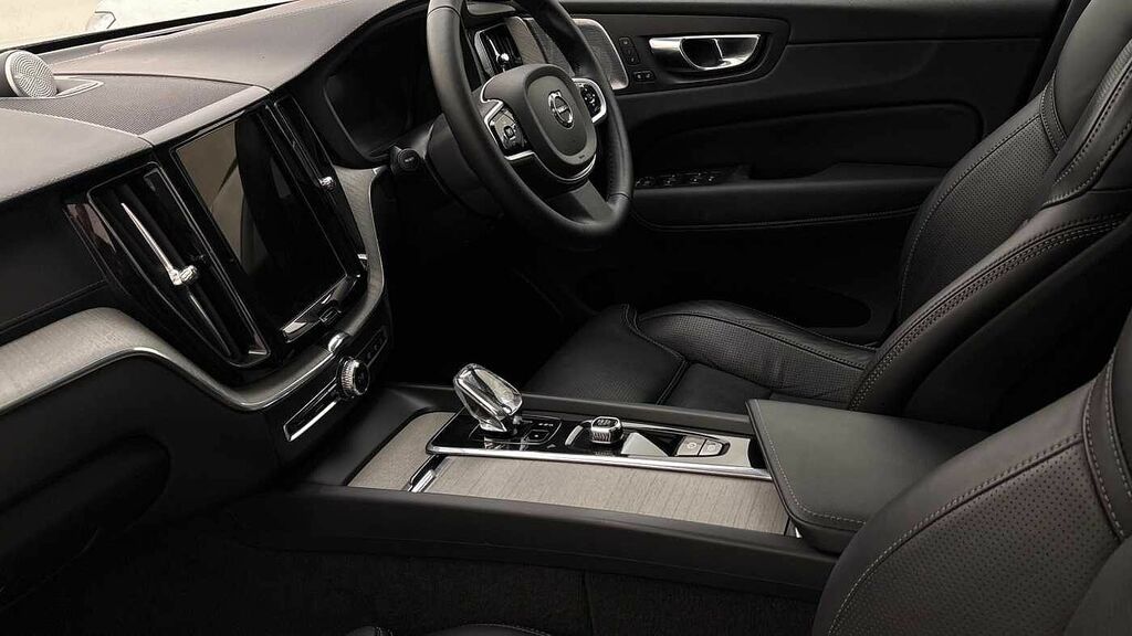 Volvo XC60 2.0 B5p Ultra Dark Awd Geartronic RV25WJA Silver #6