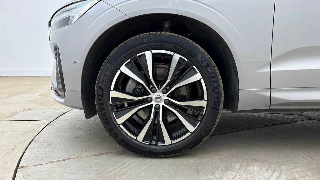 Volvo XC60 2.0 B5p Ultra Dark Awd Geartronic RV25WJA Silver #4