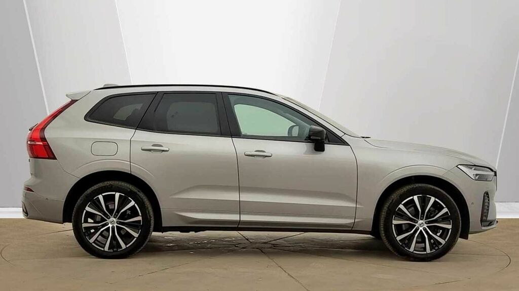 Volvo XC60 2.0 B5p Ultra Dark Awd Geartronic RV25WJA Silver #2