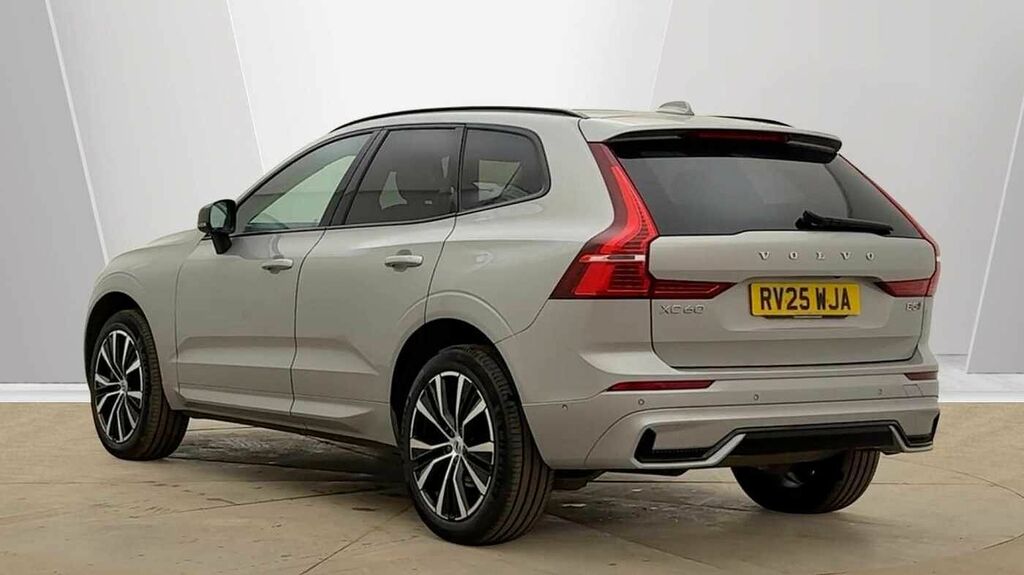 Volvo XC60 2.0 B5p Ultra Dark Awd Geartronic RV25WJA Silver #3