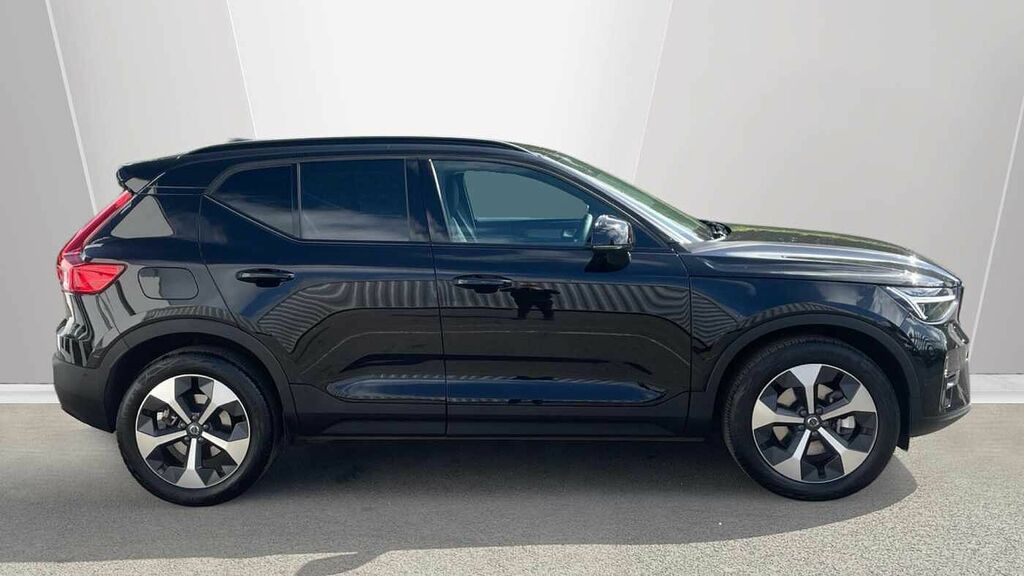 Volvo XC40 Plus Pro, B4 Mild Hybrid, Dark DC75GXF Black #3