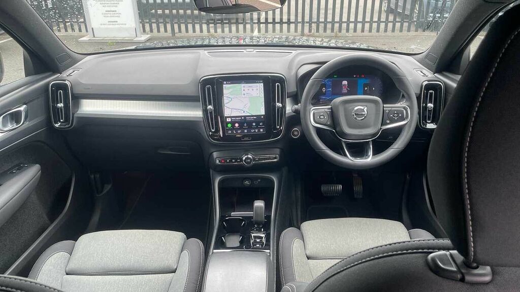 Volvo XC40 Plus, B4 Awd Mild Hybrid, Dark DY72BWV Black #5