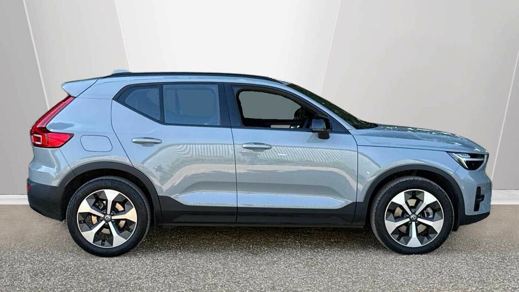 Volvo XC40 Plus, B4 Mild Hybrid, Dark YR75EFB Grey #3