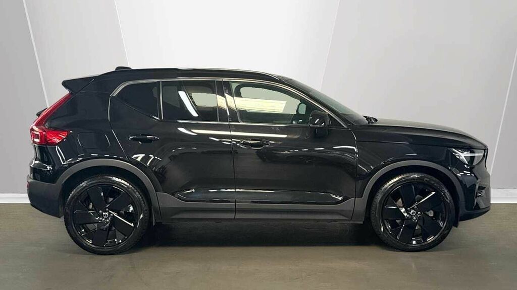 Volvo XC40 Black Edition Plus, B4 Mild Hybrid, LY25CEK Black #3