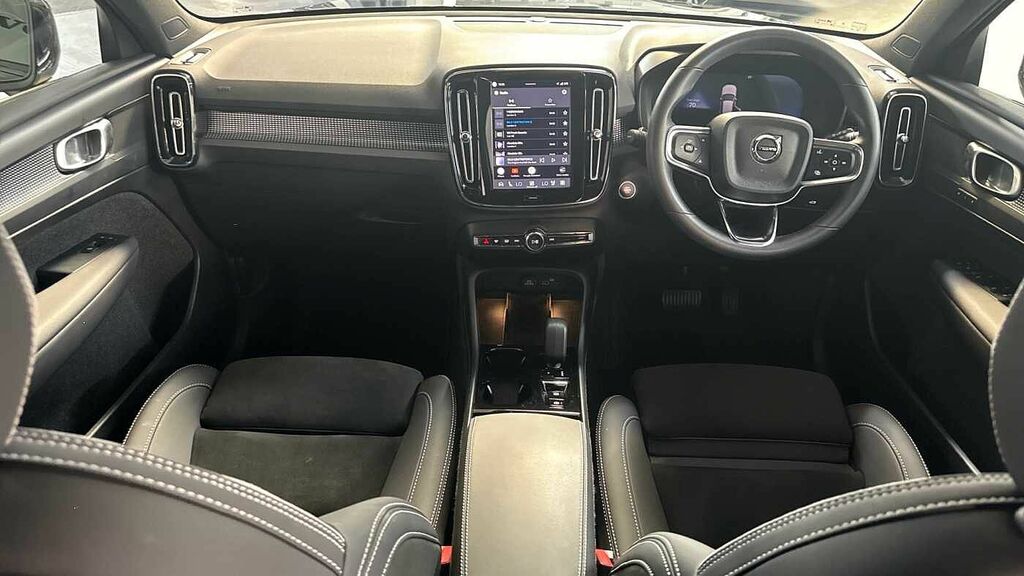 Volvo XC40 Black Edition Plus, B4 Mild Hybrid, LY25CEK Black #5