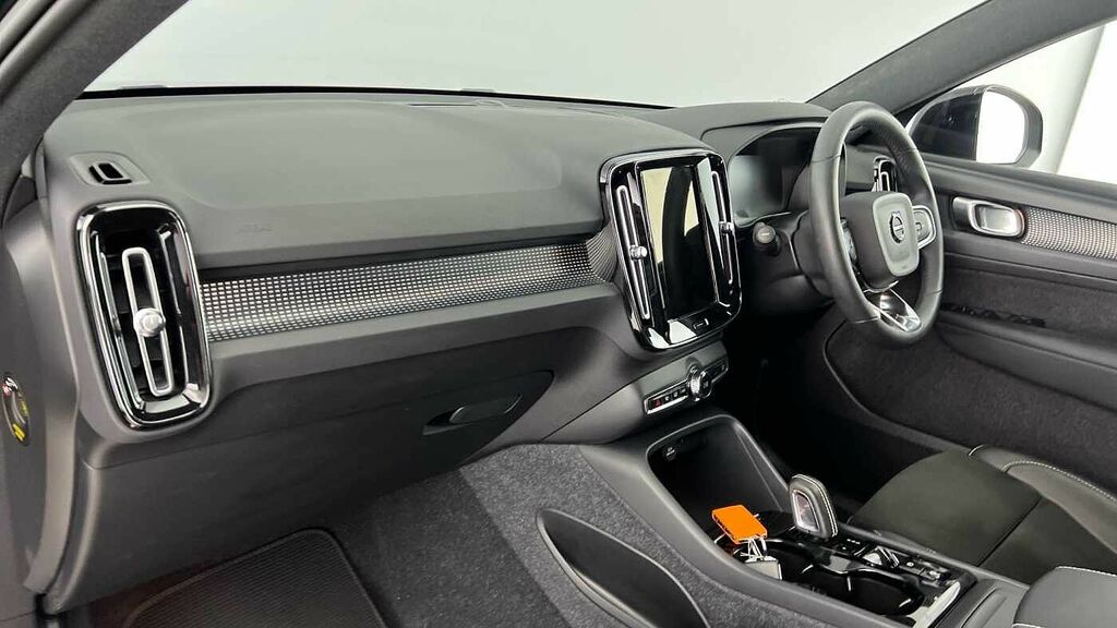 Volvo XC40 R-design, T3 NA22BLJ Black #6