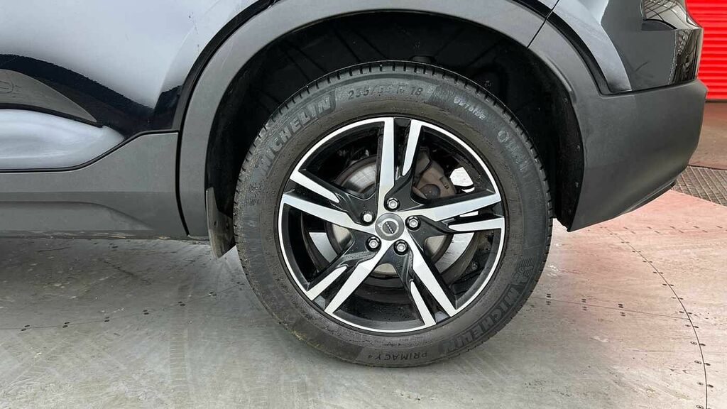 Volvo XC40 R-design, T3 NA22BLJ Black #4