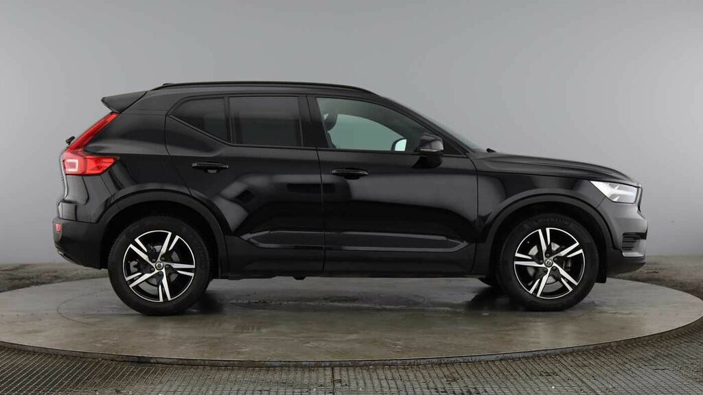 Volvo XC40 T3 R-design YR22UHE Black #2