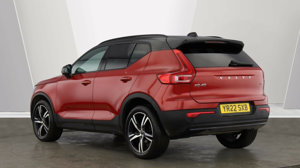 Volvo XC40 1.5 T3 163 R Design Geartronic Red #3