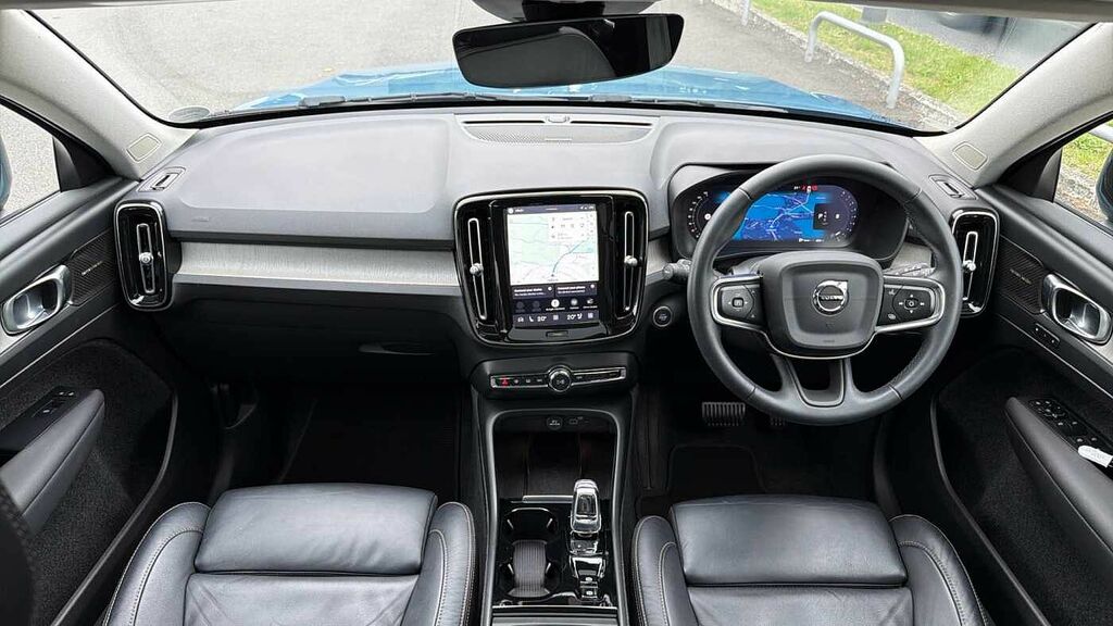 Volvo XC40 B4 P Ultimate Dark CF23LZT Blue #5