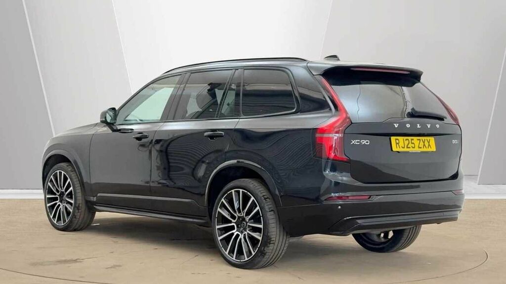 Volvo XC90 B5 P Awd Ultra Dark RJ25ZXX Black #3