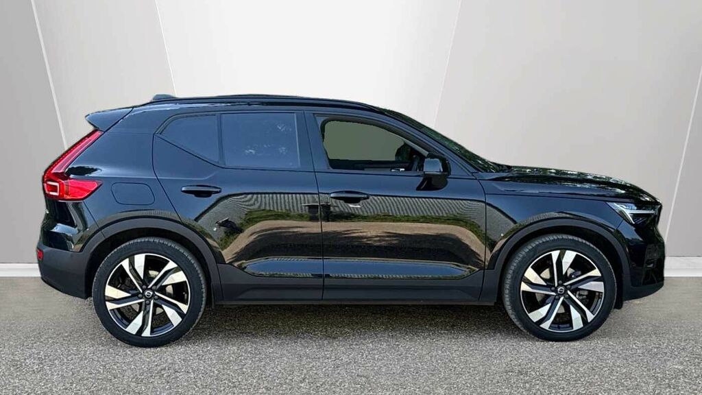 Volvo XC40 Ultra, B3 Mild Hybrid, Dark LJ24EAZ Black #3