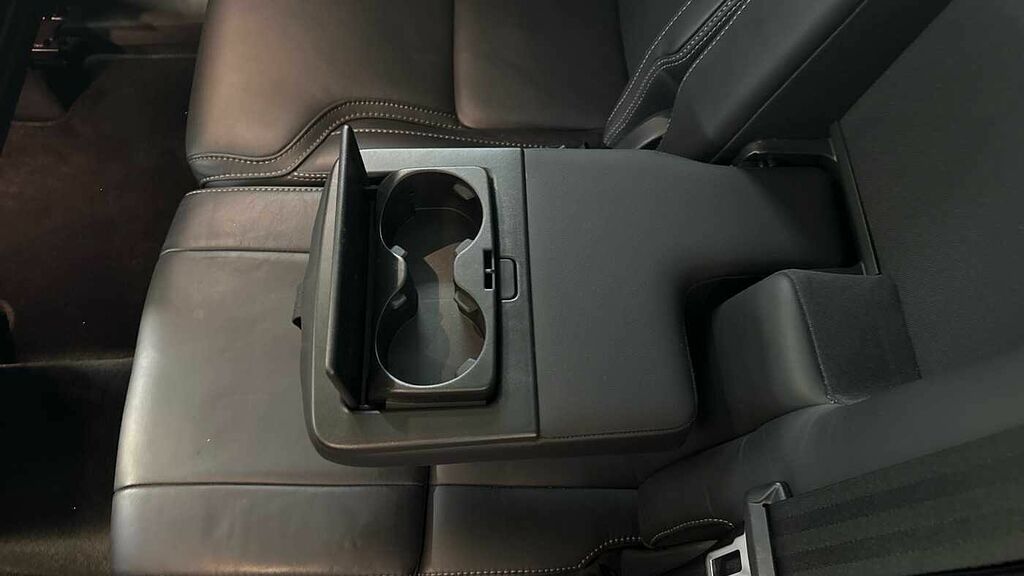 Volvo XC90 2L R-design Pro Black #33