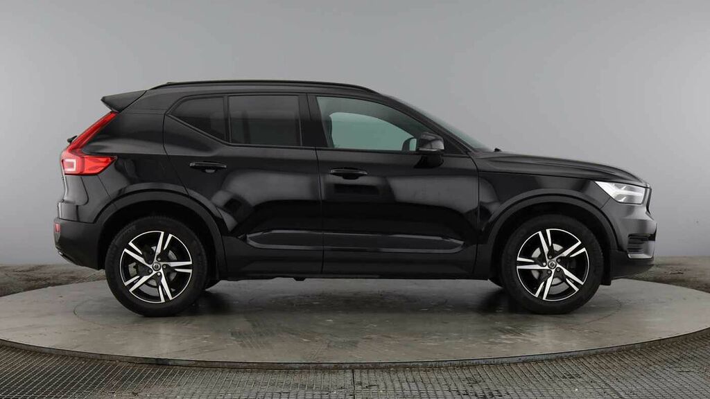 Volvo XC40 R-design, T3 Black #2