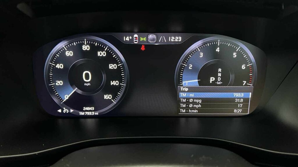 Volvo XC40 1.5 T5 Recharge Phev Inscription Pro Black #9