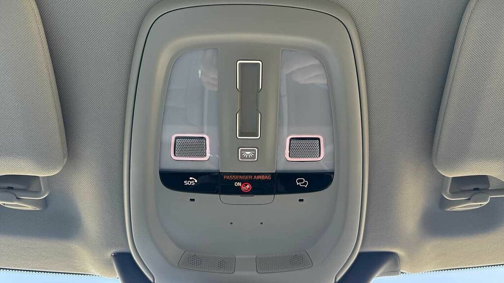 Volvo XC90 2.0 B5p 250 Plus Dark Awd Geartronic Silver #26