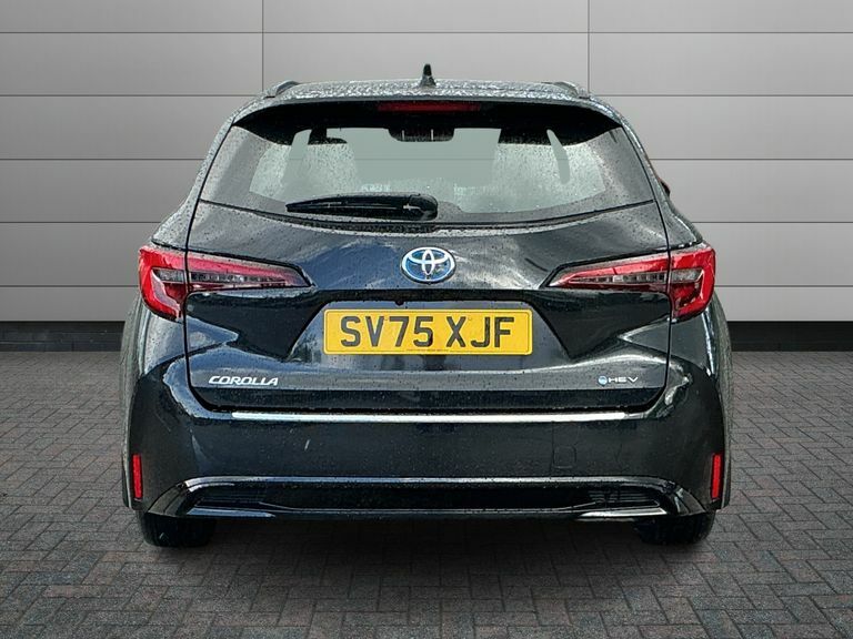 Toyota Corolla 1.8 Vvt-i Hybrid 140 Commercial Black #4