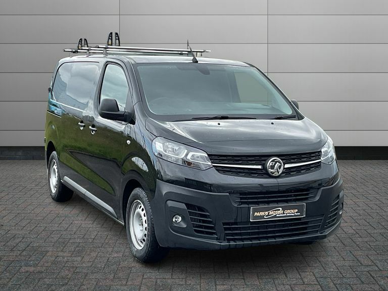 Vauxhall Vivaro 2900 1.5D 100Ps Prime H1 Van Black