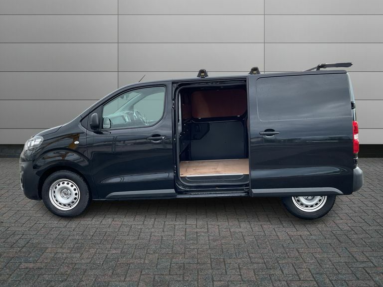 Vauxhall Vivaro 2900 1.5D 100Ps Prime H1 Van Black #6