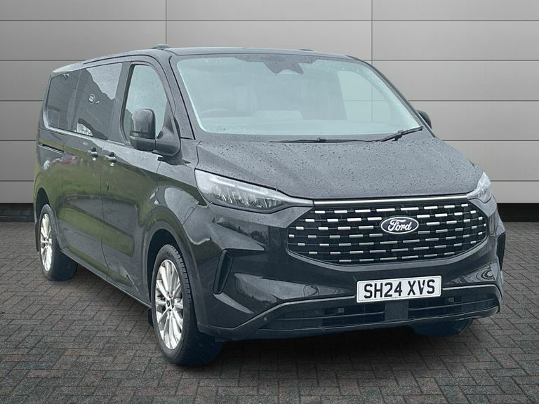 Ford Tourneo Custom V710 Titanium Bus M1 320 L2 2.0L Ecoblue 136Ps Fwd Black