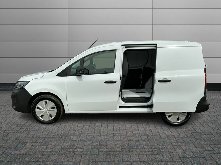 Nissan TOWNSTAR 90Kw Acenta Van 45Kwh White #6