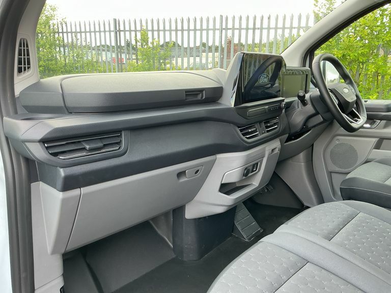 Ford Transit Custom V710 Limited Van 320 L1 2.5L Duratec 232Ps Phev Fw SL26EPE White #3