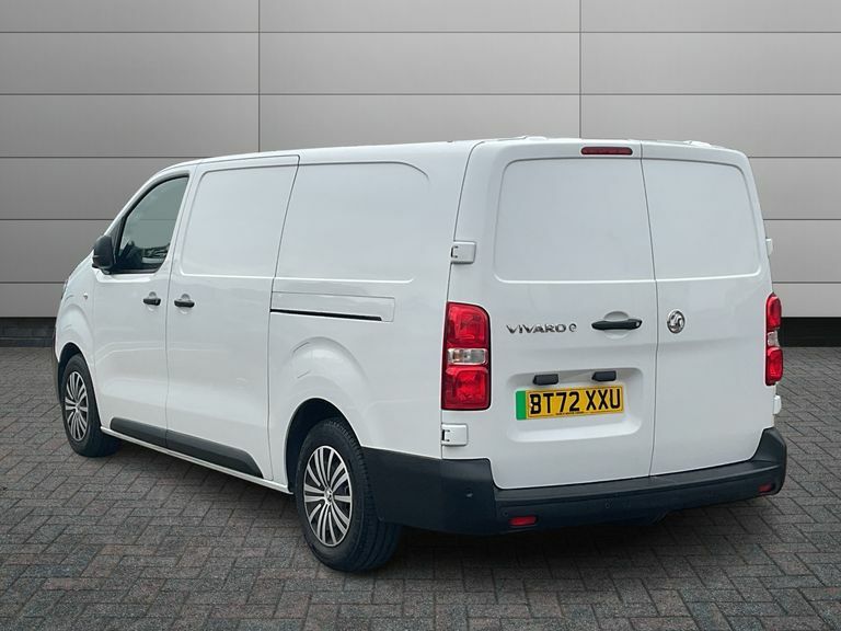 Vauxhall Vivaro 3100 100Kw Dynamic 75Kwh H1 Van BT72XXU White #2
