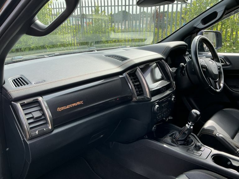 Ford Ranger Double Cab Wildtrak 2.0L Ecoblue 213Ps 6 Speed Man Black #3