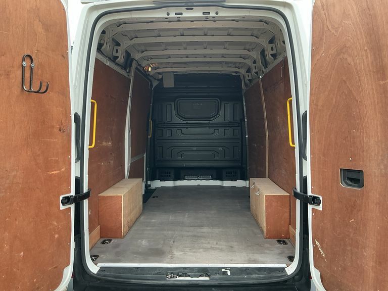Volkswagen Crafter 2.0 Tdi Cr35 Startline Panel Van White #9