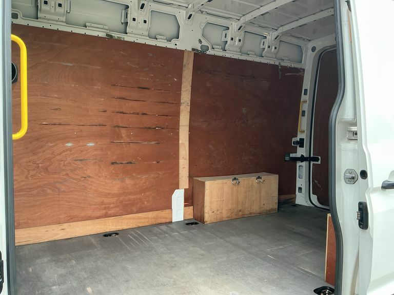 Volkswagen Crafter 2.0 Tdi Cr35 Startline Panel Van White #16