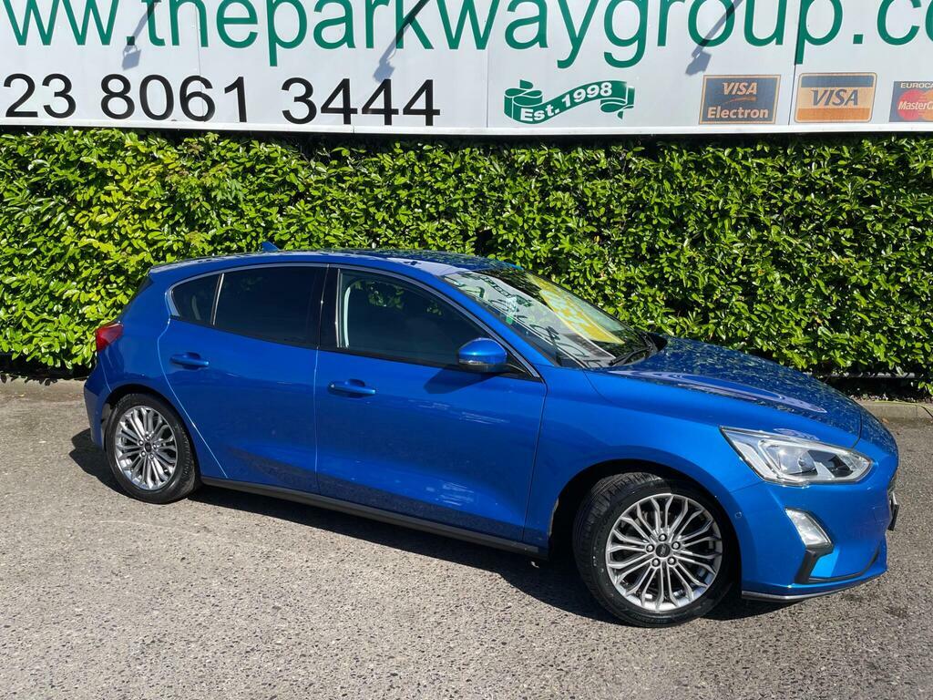 Ford Focus 1.0T Ecoboost Titanium X Euro 6 S S Blue