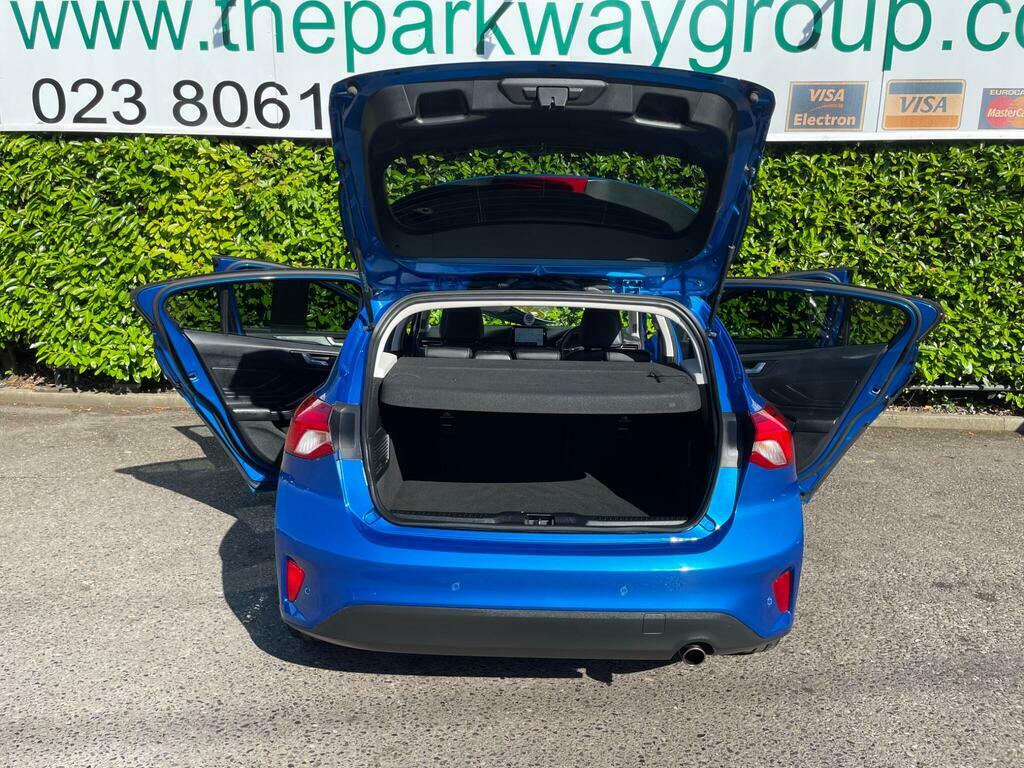 Ford Focus 1.0T Ecoboost Titanium X Euro 6 S S EK68PVJ Blue #3