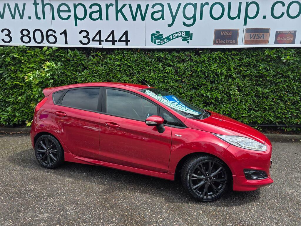 Ford Fiesta 1.0T Ecoboost St-line Euro 6 S S Red
