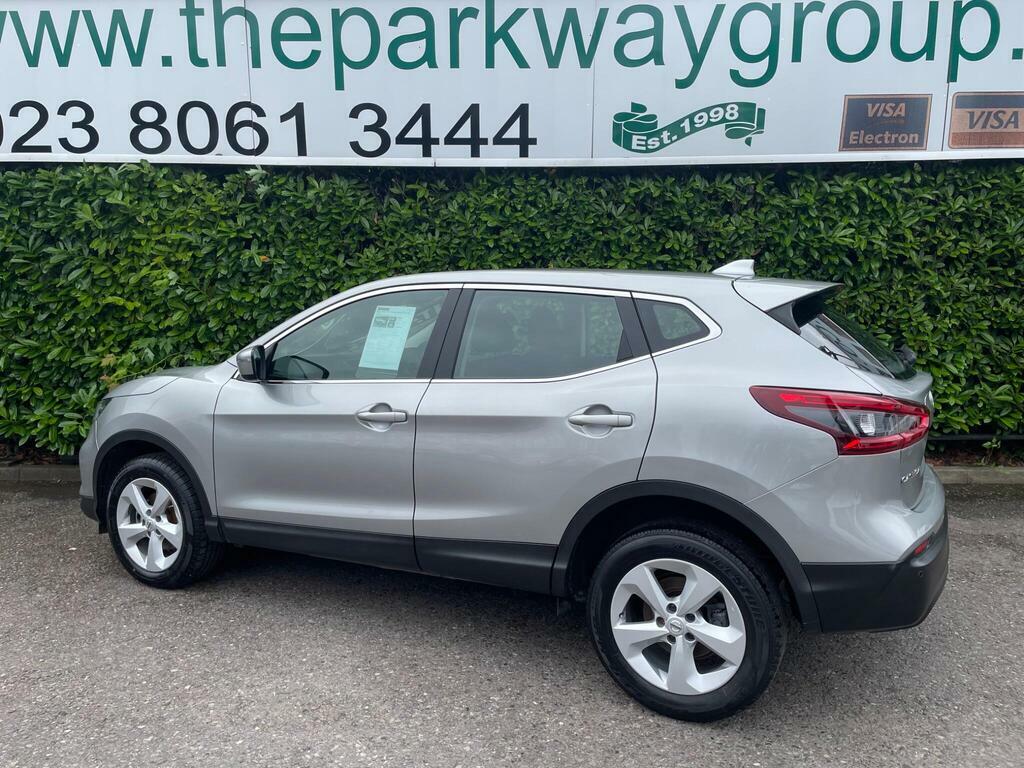 Nissan Qashqai 1.5 Dci Acenta Premium Euro 6 S S W068EJY Silver #4