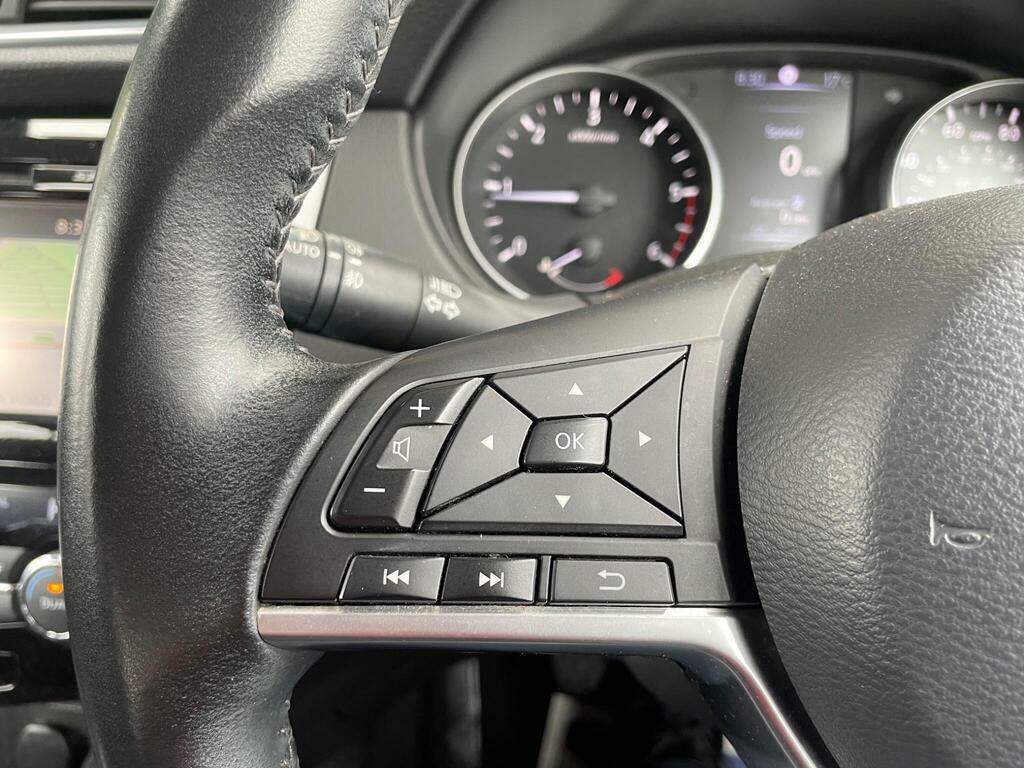 Nissan Qashqai 1.5 Dci Acenta Premium Euro 6 S S W068EJY Silver #6