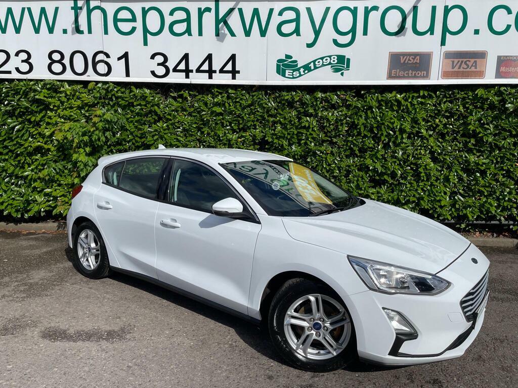 Ford Focus 1.0T Ecoboost Zetec Euro 6 S S White